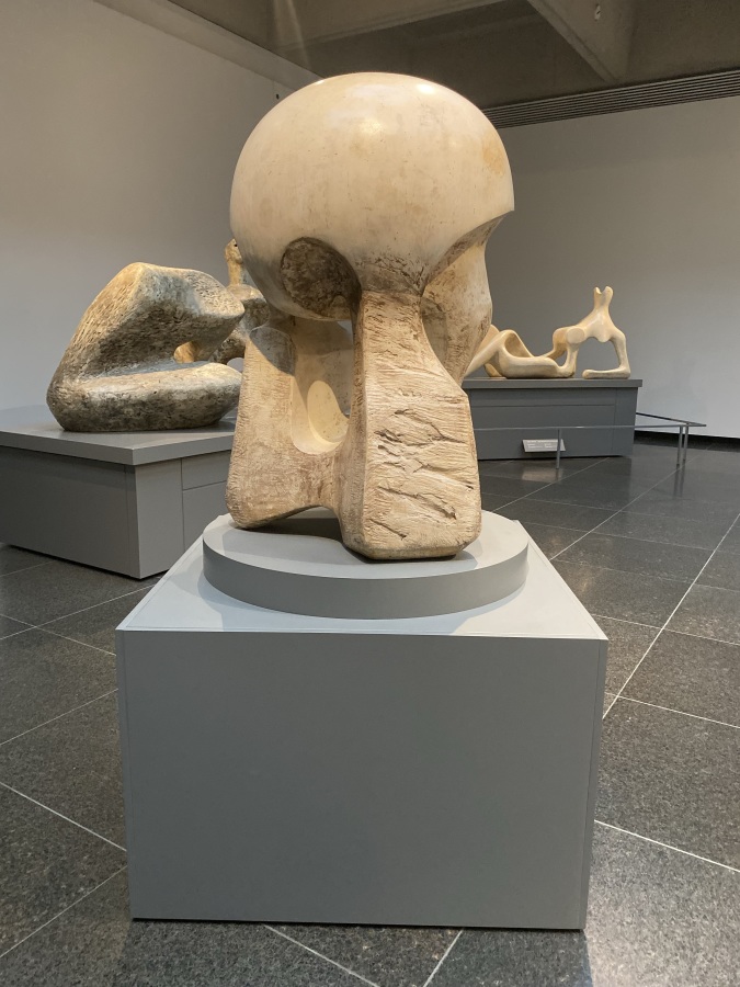 Atom Piece : Nuclear Energy by Henry Moore at AGO - October 2019 - 2